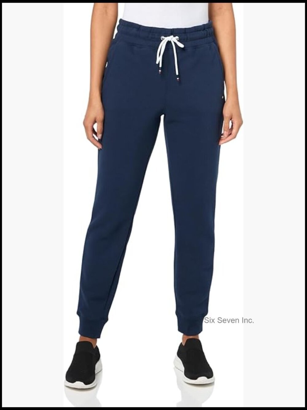 Fleece Jogger with Tapered Leg & Pockets